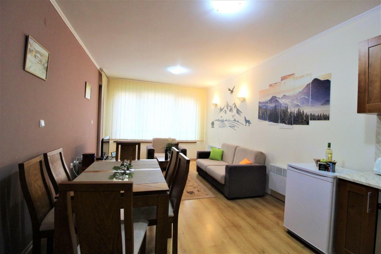 Pine Tree Apartment 2 - B7 Банско Экстерьер фото